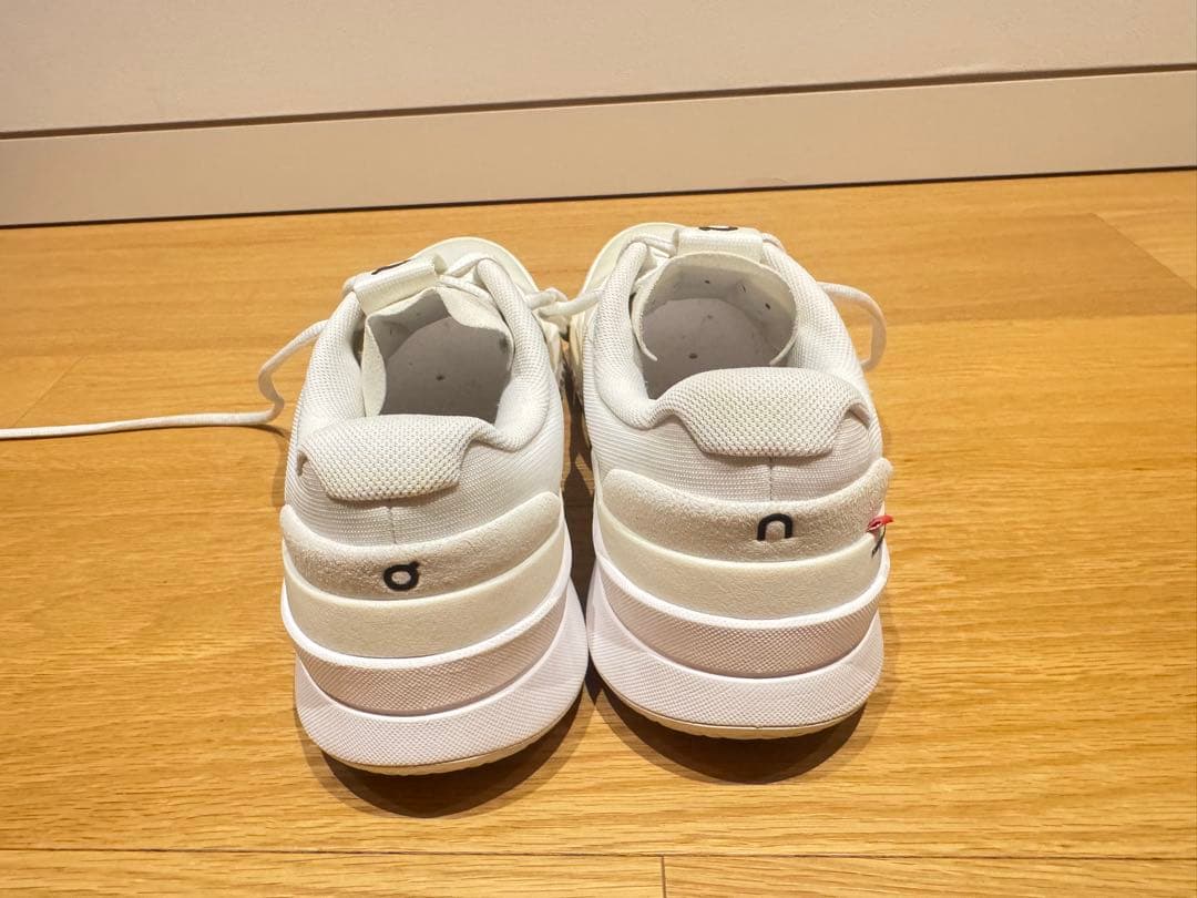 シューズ(男性用) On The Roger Pro2