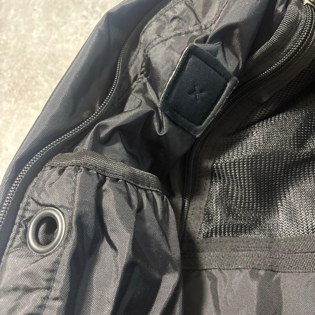 OAKLEY オークリー 00s Y2K ワンショルダーバッグ　正規品