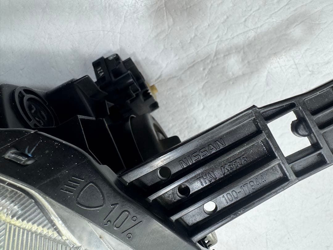 美品/破損無　マーチ　K13　後期型　ハロゲン　ヘッドライト　左右