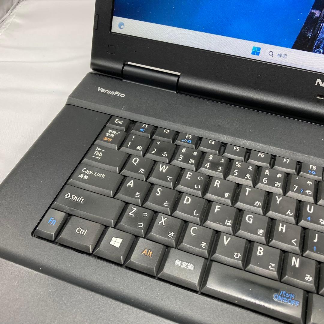 高性能ノートパソコン 大画面 バッテリーほぼ新品！ NEC オフィス 03
