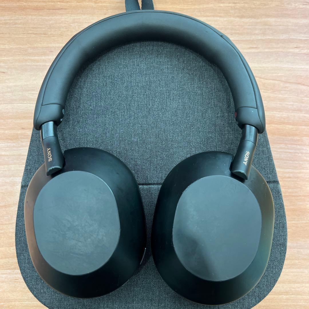 Sony ヘッドホン　WH-1000XM5 ケース付き
