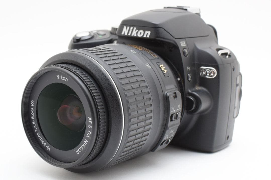 【箱付き】 Nikon ニコン D60 レンズキット デジタル一眼カメラ