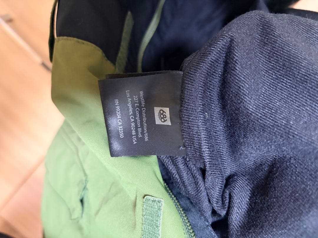 メンズ 686 SIX スノーボードウェア Mサイズ 上下セット