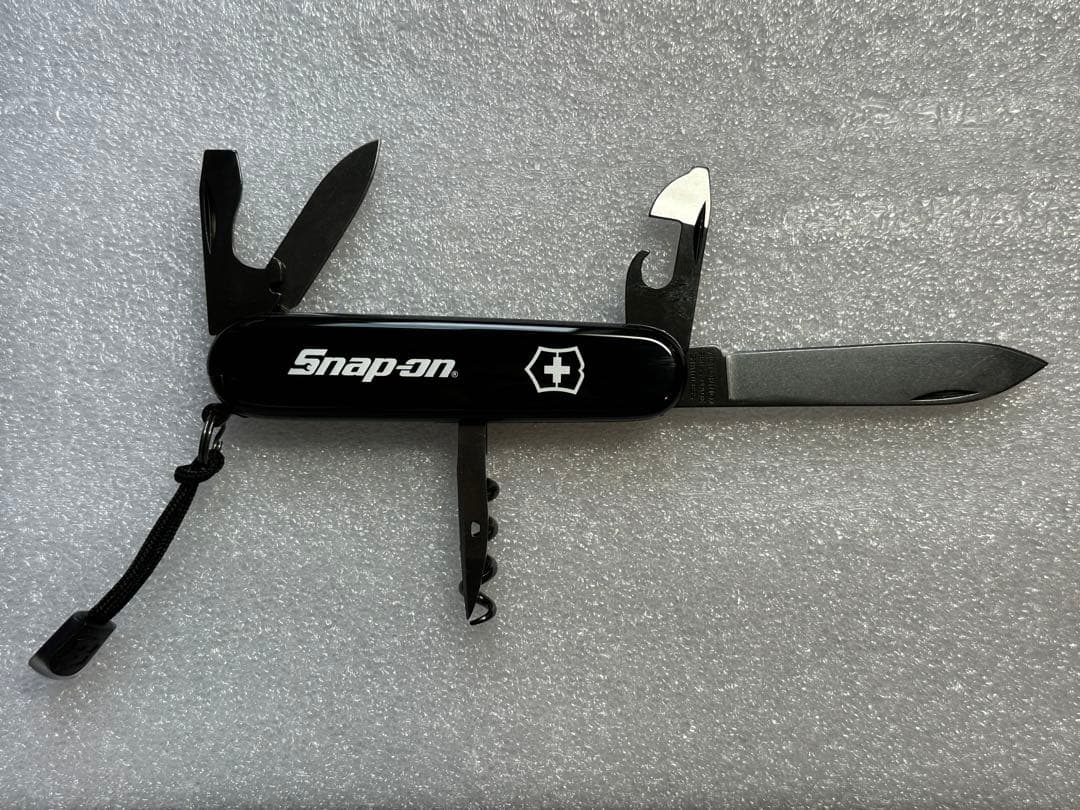 ヴィクトリノックス　スナップオン　ダブルネーム　時計　マルチツール　未使用品