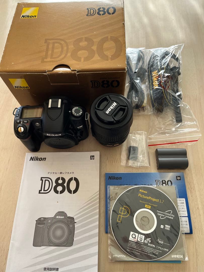 『完動美品』Nikon D80 CCDデジタル一眼レフカメラ、ズームレンズ付き