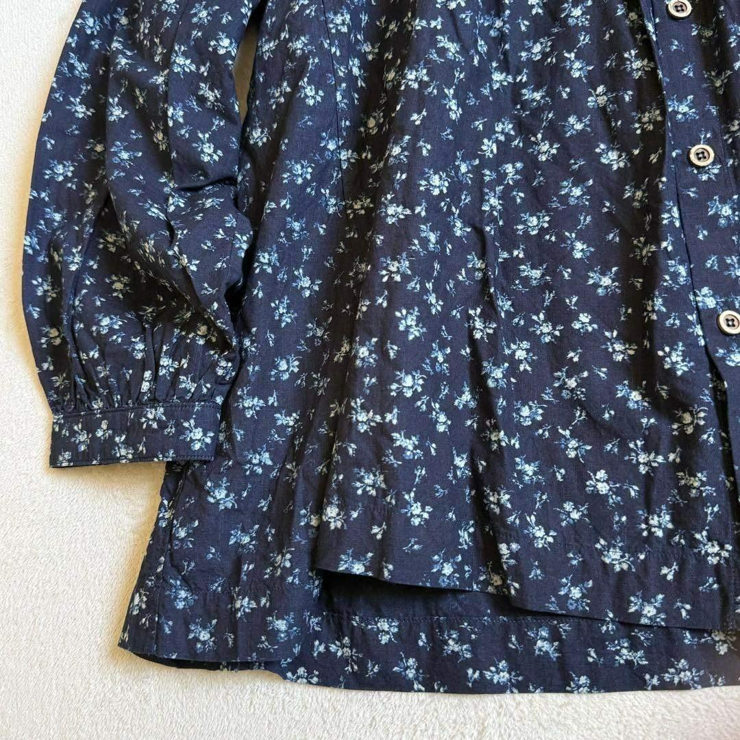 【極美品】45R タペット森花プリントのくしゅくしゅブラウス インディゴ
