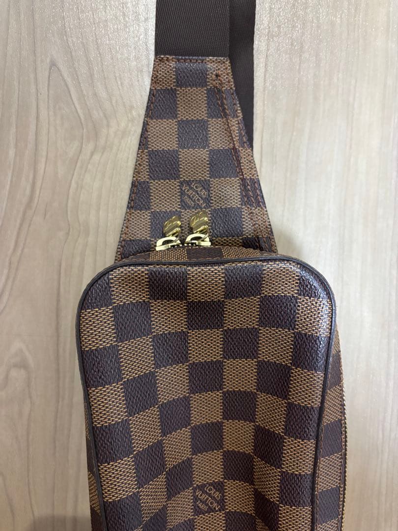 ルイ・ヴィトン（Louis Vuitton）ダミエ・キャンバス ボディバッグ