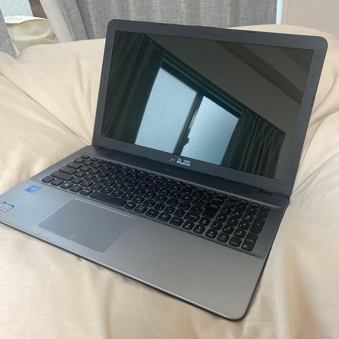 ノートパソコン ASUS D541N