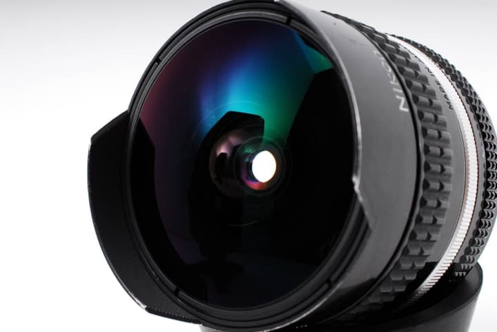 魚眼　Nikon Ai-s Fisheye-NIKKOR 16mm F2.8