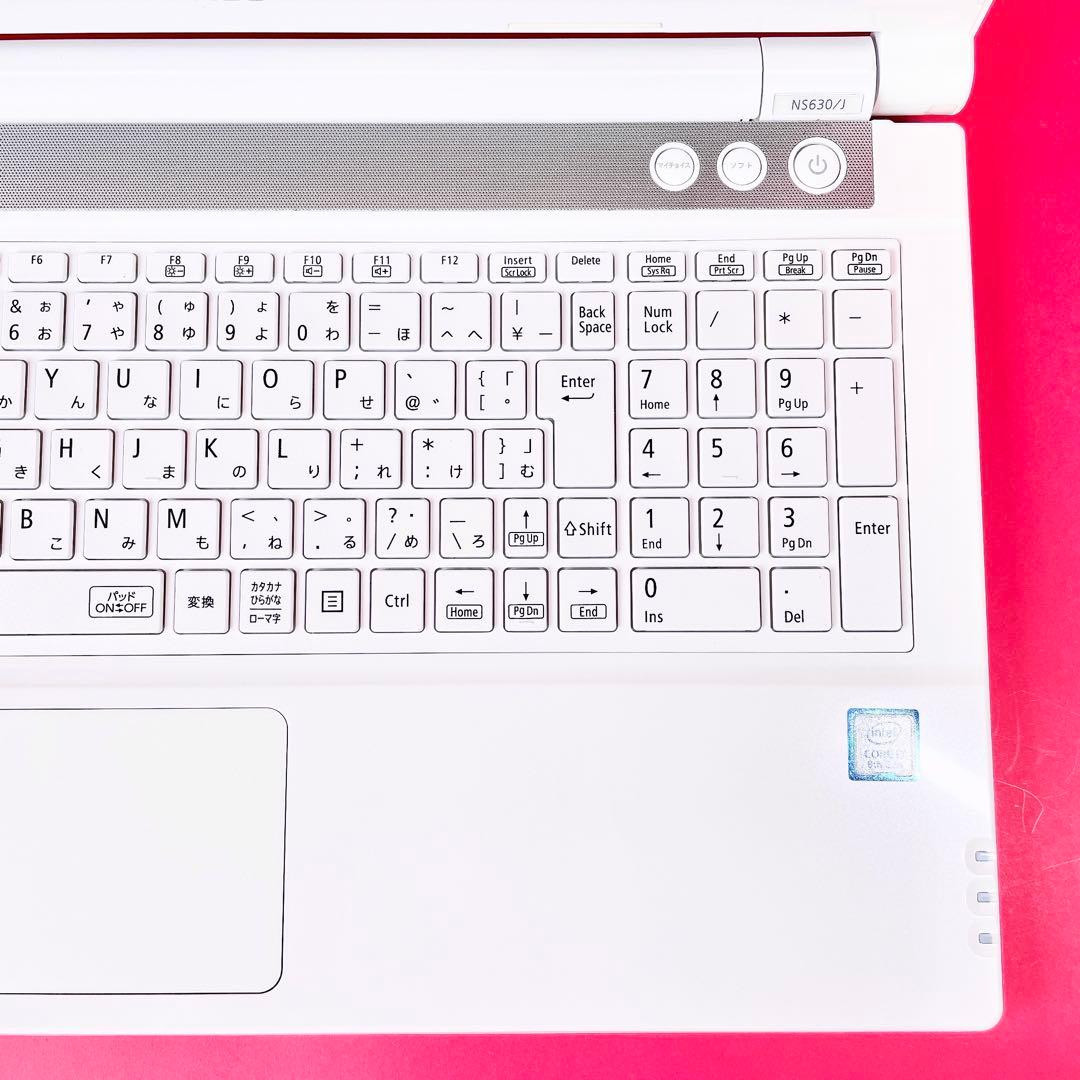 美品✨️第8世代Corei7薄型ノートパソコン✨️SSD1TB Win11 カメラ