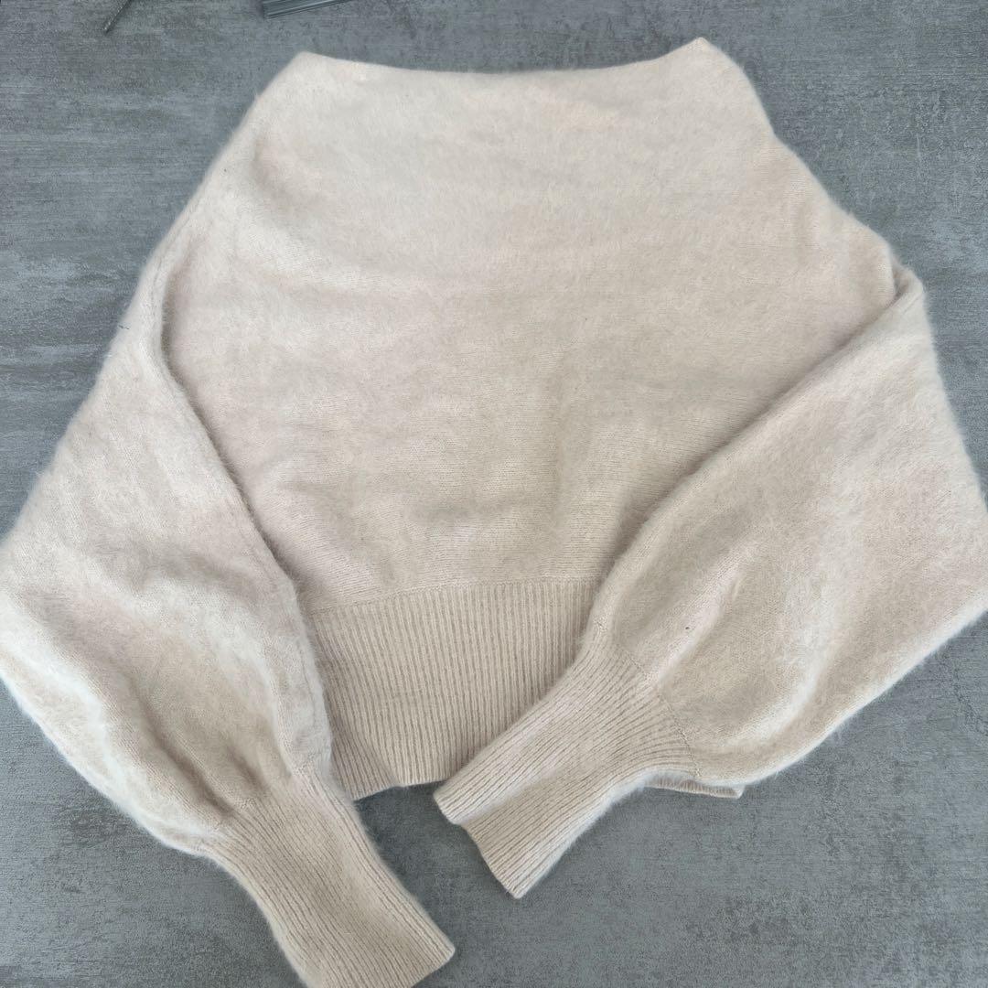 anuans オフショルニットプルオーバー アイボリー