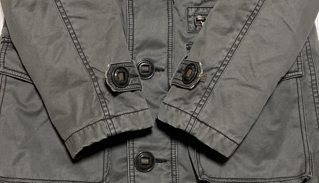 BURBERRY　BLACK LABEL　ミリタリージャケット　Mサイズ　カーキ