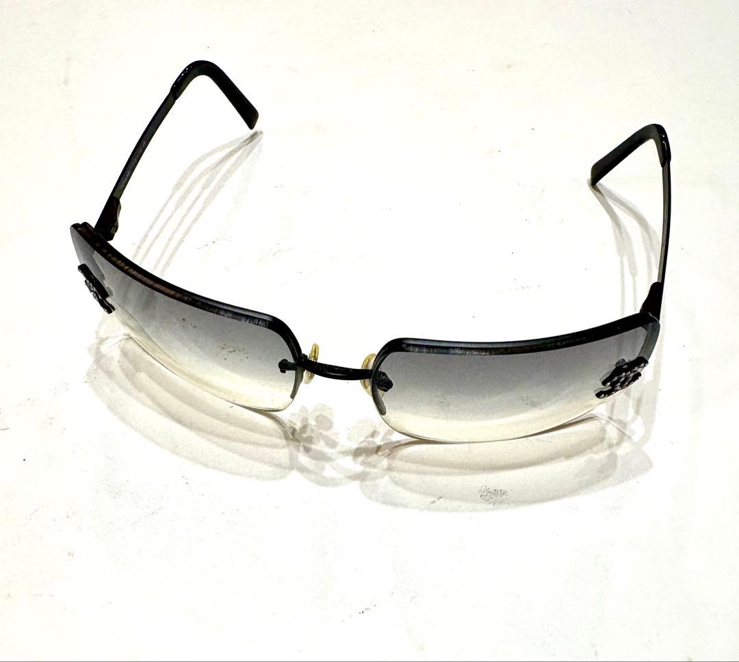 シャネル☆サングラス　ロゴ　ラインストーン　ココマーク　眼鏡4092 リムレス