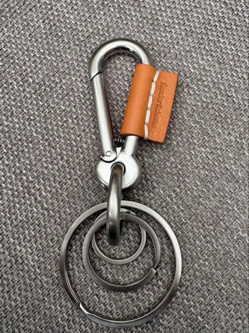 hender scheme カラビナ　キーリング　ベージュ