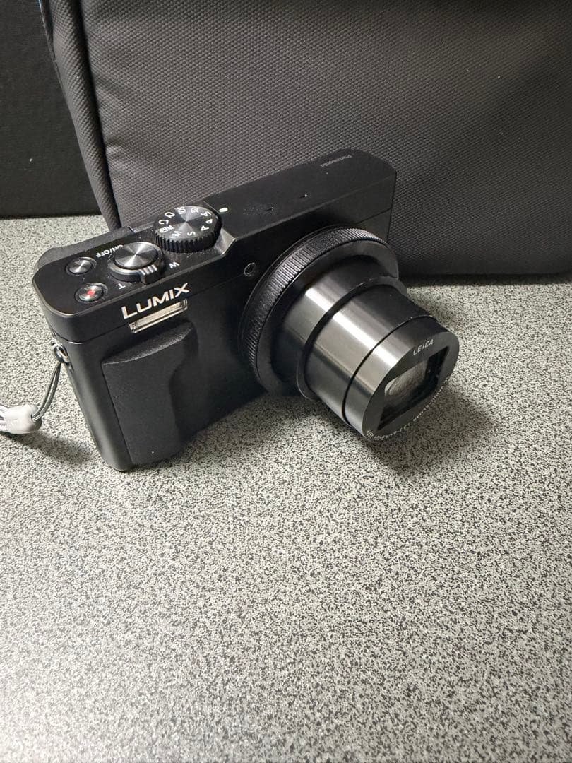 LUMIXコンパクトデジタルカメラ ブラック　DC-TZ99