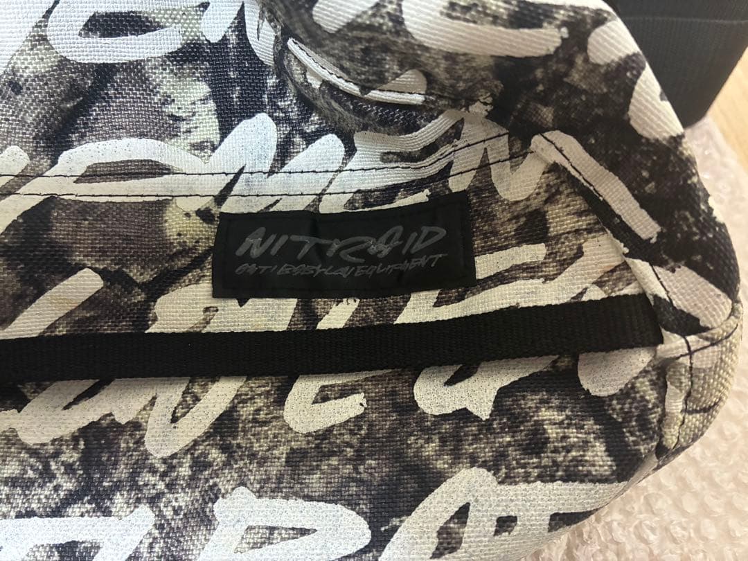 ほぼ未使用 希少 ナイトレイド nitraid ボディバッグ ニトロ nitro