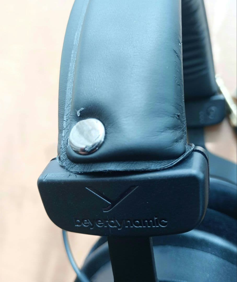 DT 990 PRO ブラックヘッドホン