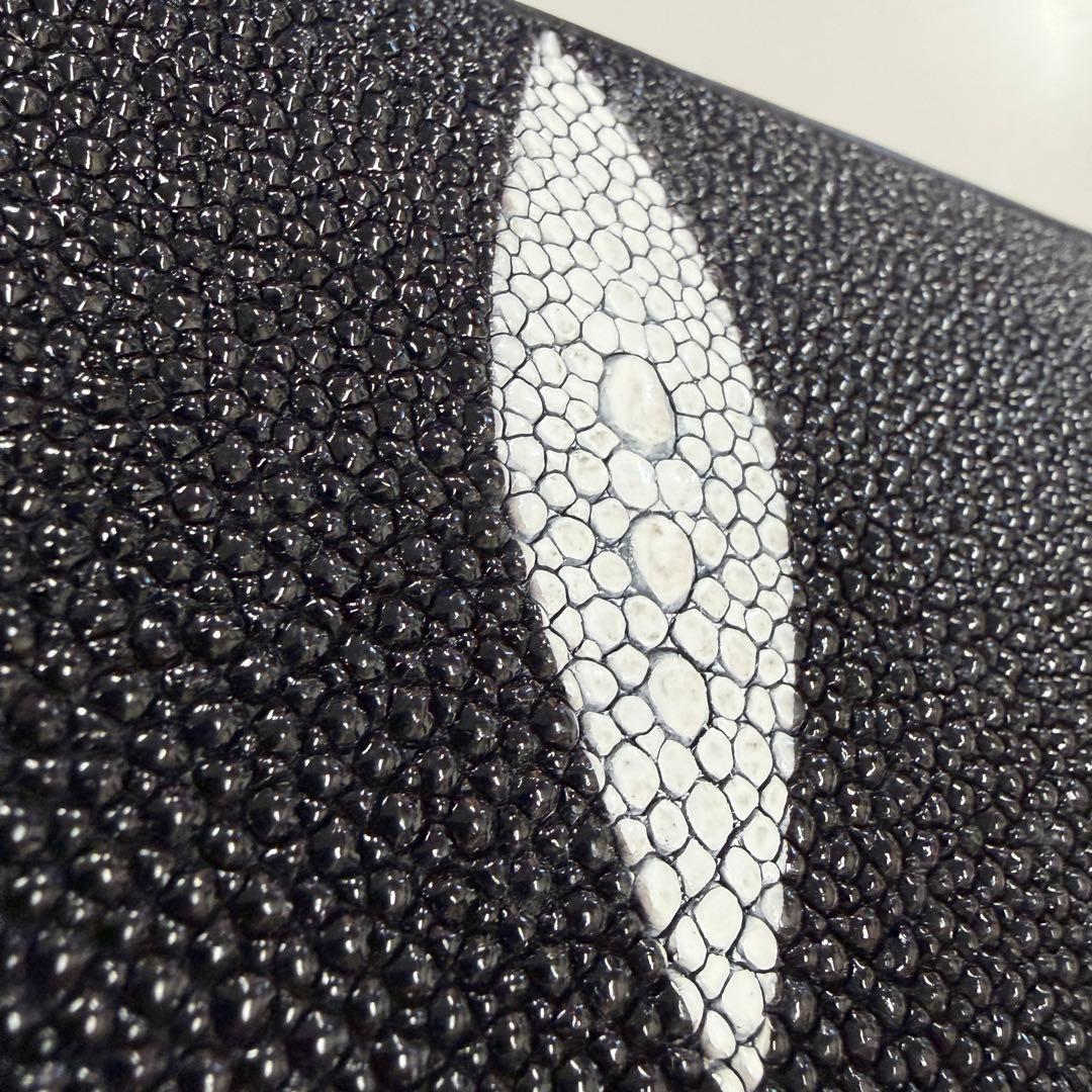 スティングレイ 長財布 ブラック ラウンドファスナー ストラップ対応 天眼