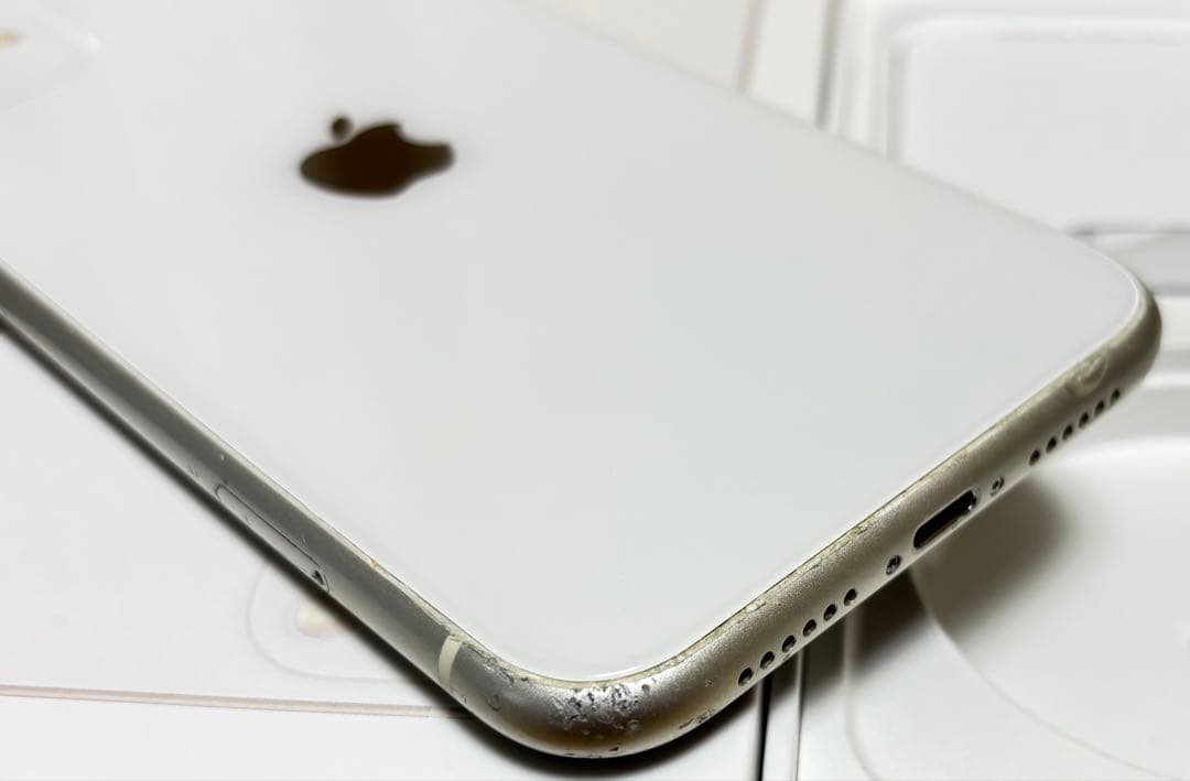 【良品】iPhone 11 64GB バッテリー新品　SIMフリー