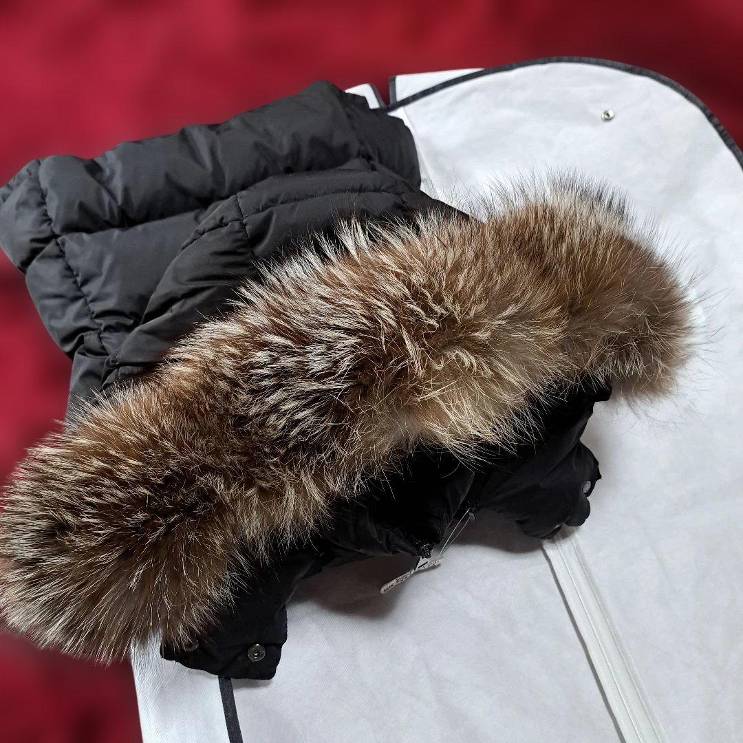 モンクレールダウンベスト 希少モデル