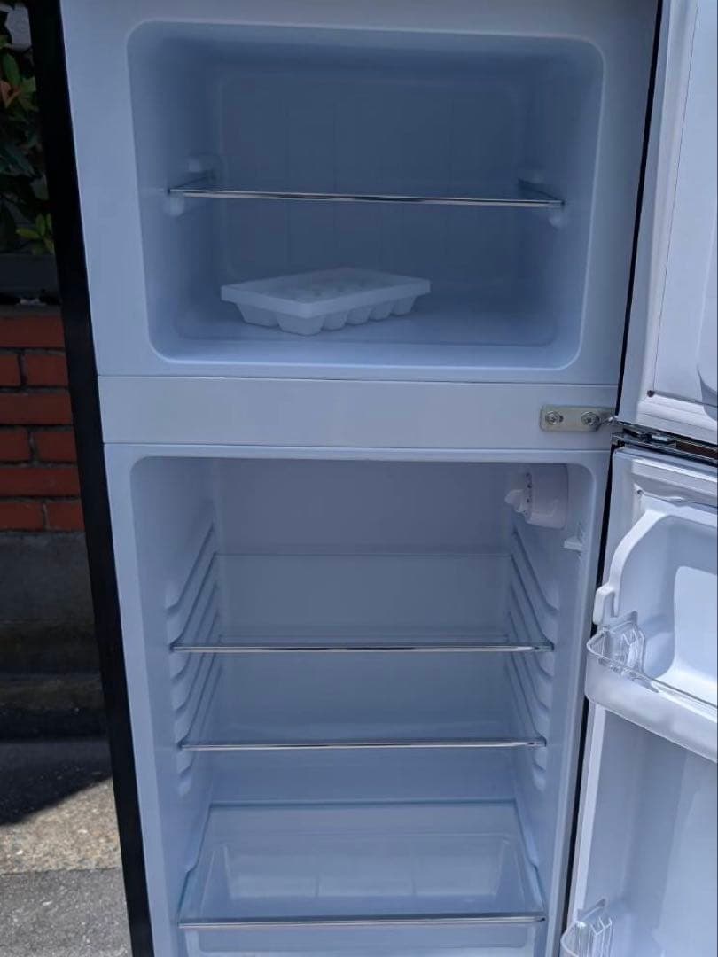 ＊東京都付近取引限定＊アイリスオーヤマ　ノンフロン冷凍冷蔵庫114L 黒