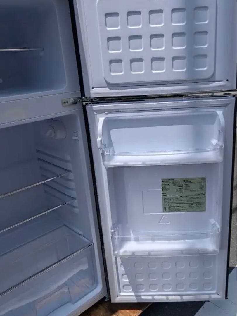 ＊東京都付近取引限定＊アイリスオーヤマ　ノンフロン冷凍冷蔵庫114L 黒