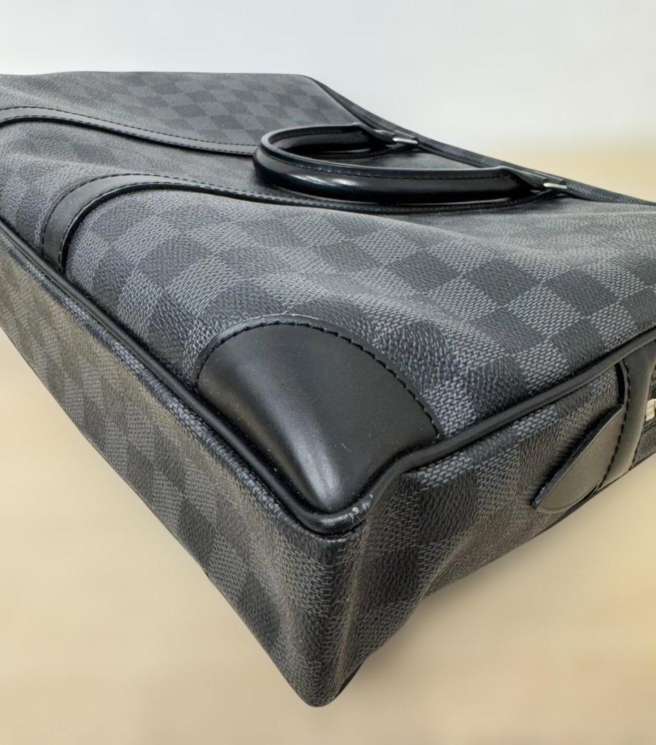 【訳アリ】LV ポルト ドキュマン・ヴォワヤージュ ダミエグラフィット