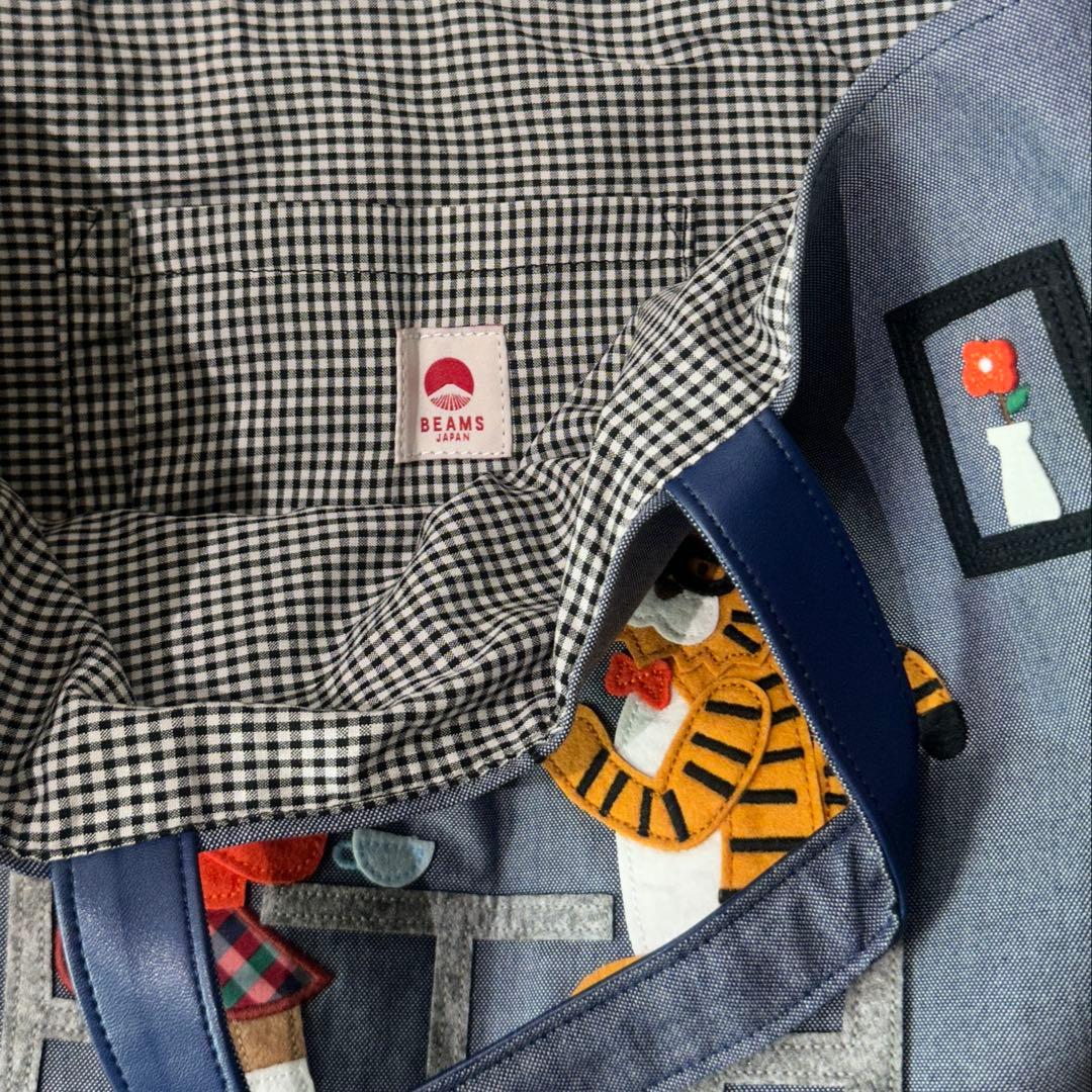 ファミリア　コラボ　BEAMS JAPAN キャラクター刺繍手提げバッグ