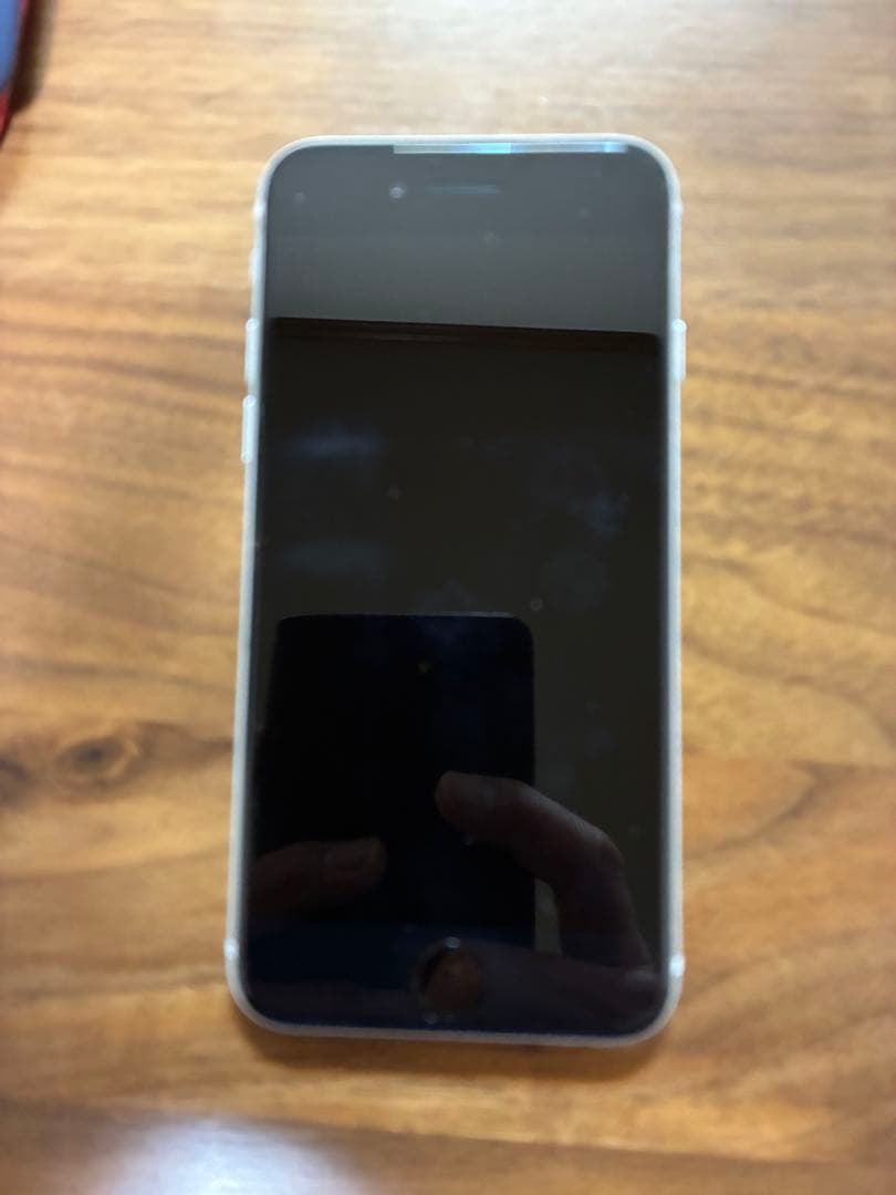 iPhone SE2 64GB ホワイト SIMロック無し