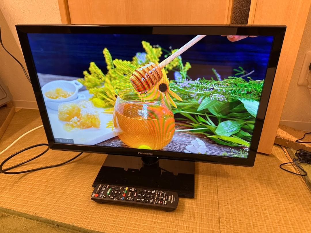 panasonic パナソニック 24型テレビ TH-24G300 極美品！