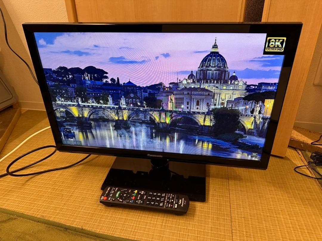 panasonic パナソニック 24型テレビ TH-24G300 極美品！