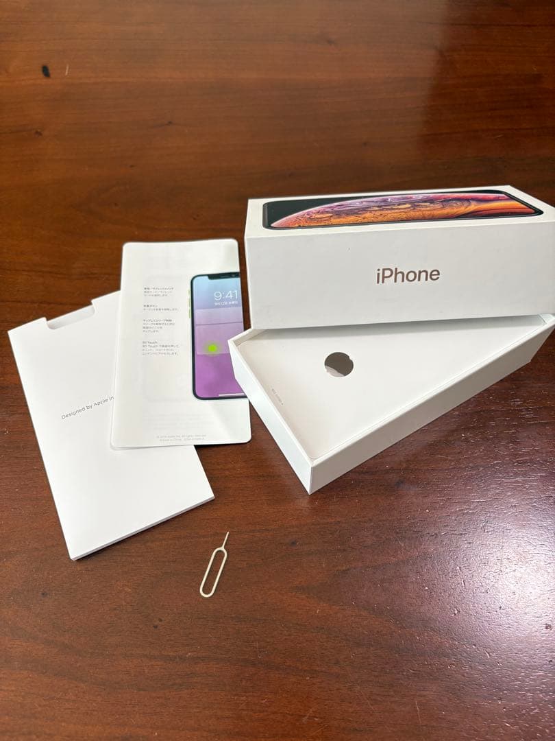 Apple iPhone XS ゴールド 本体　64GBジャンク品　箱付き