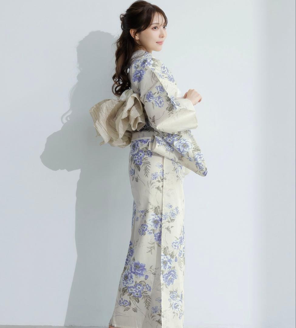 ［新品未使用］浴衣5点セット （ゆかた・しわへこ帯・下駄・着付け本・腰ひも）