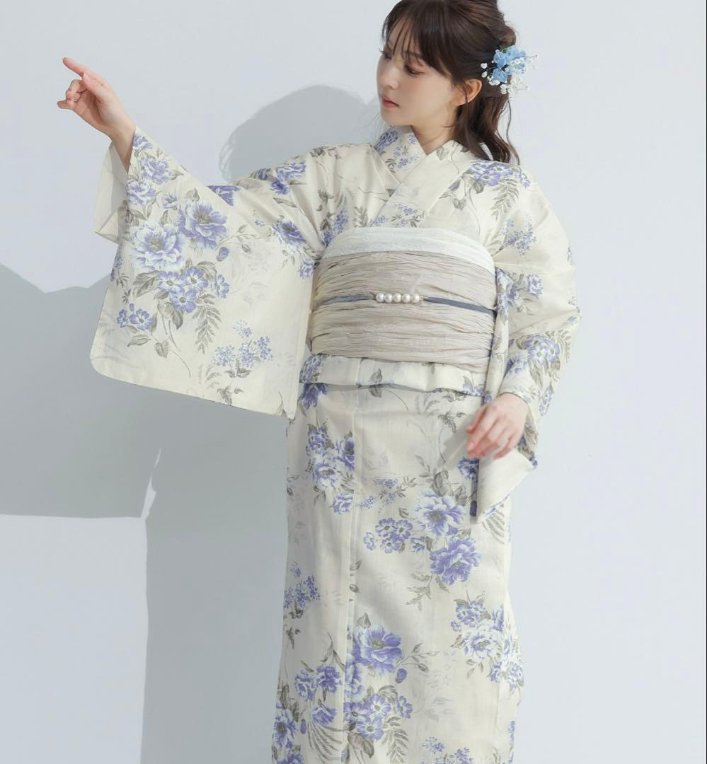 ［新品未使用］浴衣5点セット （ゆかた・しわへこ帯・下駄・着付け本・腰ひも）