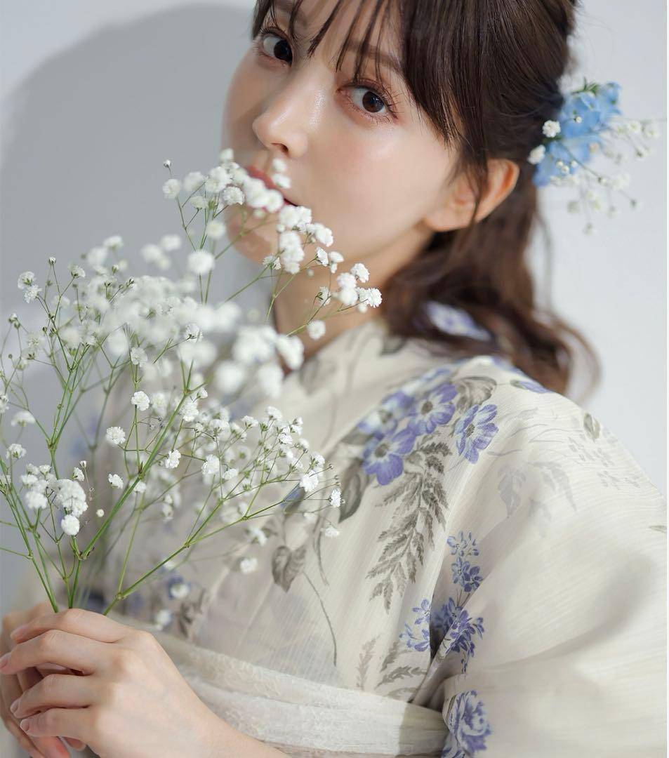 ［新品未使用］浴衣5点セット （ゆかた・しわへこ帯・下駄・着付け本・腰ひも）