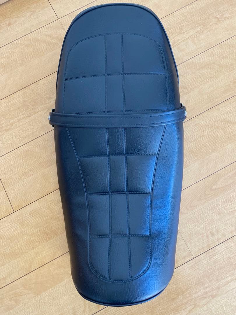 【新品未使用】PMC/Z2タイプ/スタイリッシュシート /ゼファー750用