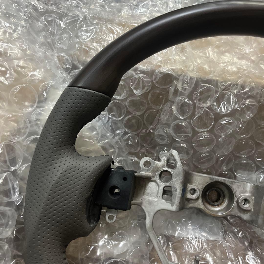 【REIZ(ライツ)】「専用グレー革」 カラーはマット黒木目になります。