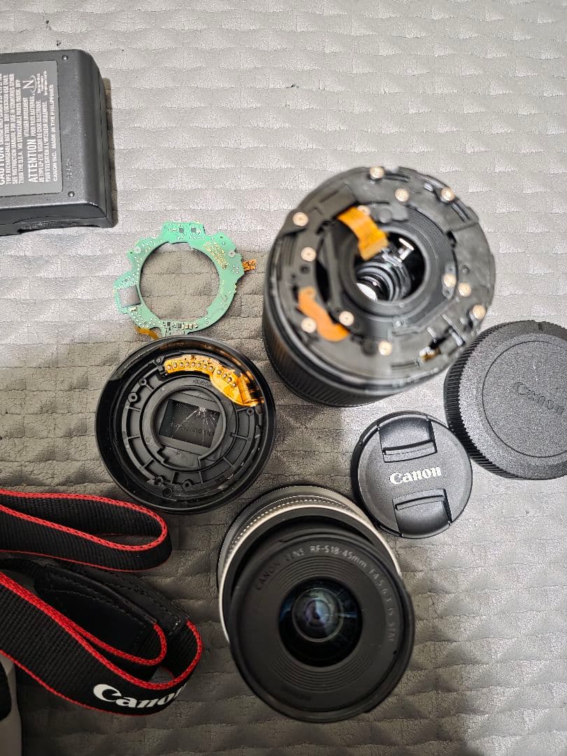 ジャンク品 Canon EOS デジタル一眼レフカメラ 本体とレンズ2本