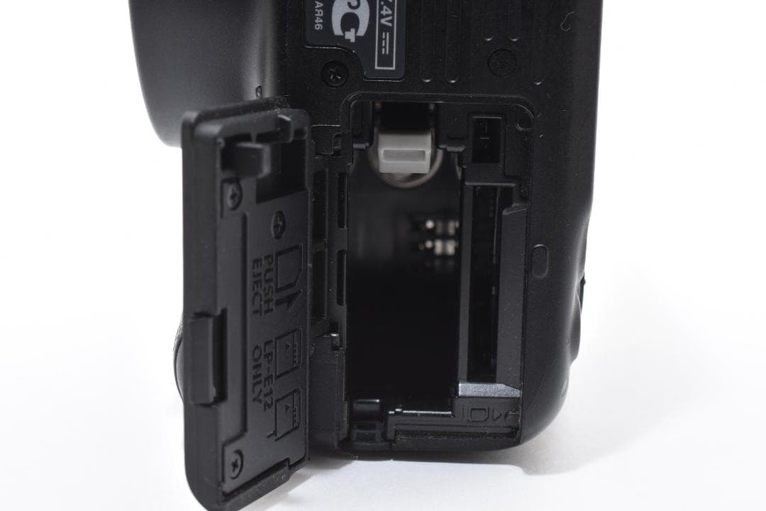 超美品 キヤノン EOS Kiss X7デジタル一眼レフカメラボディ Canon