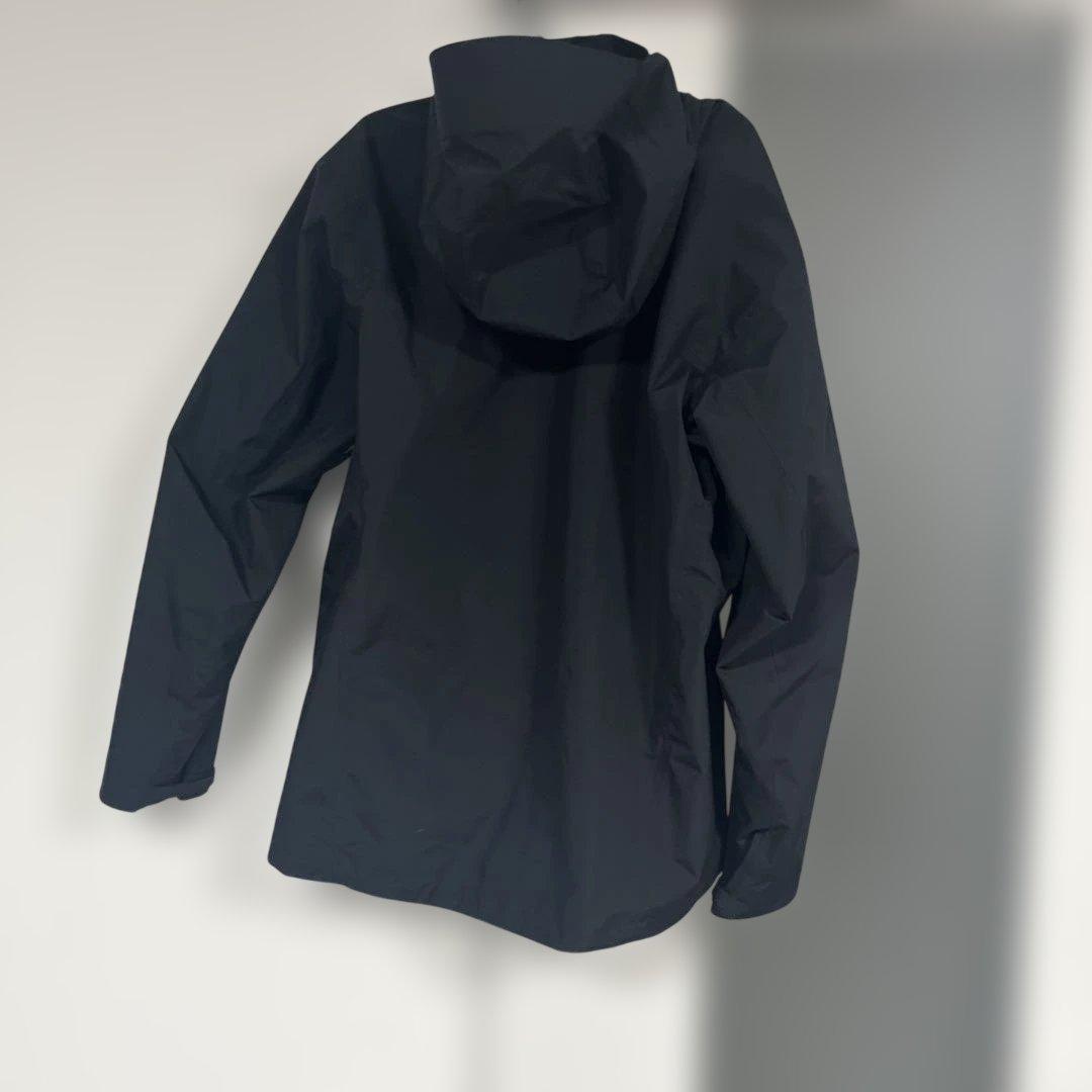 ARC'TERYX ブラック マウンテンパーカー　サイズL