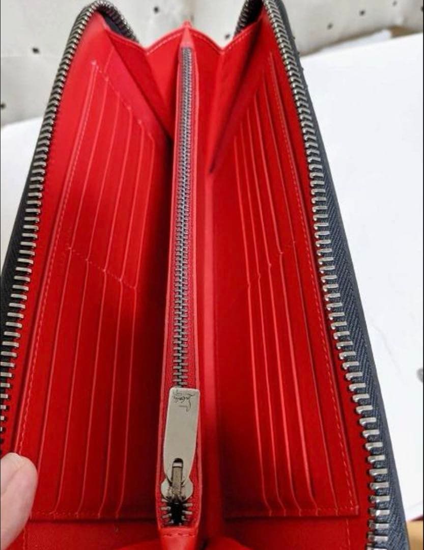 Christian Louboutin クリスチャンルブタン パネトーネ