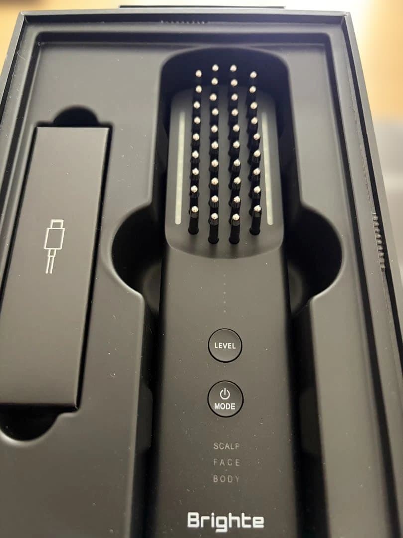 Brighte ELEKI BRUSH+ 美顔器　2回のみ使用　他付属品未使用