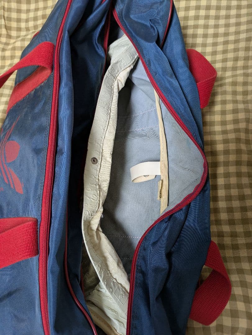 adidasのビンテージバッグ