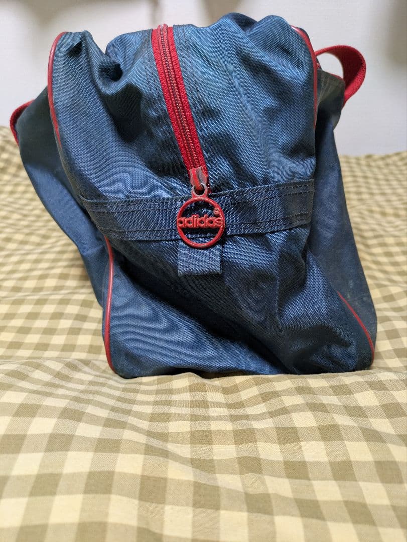 adidasのビンテージバッグ