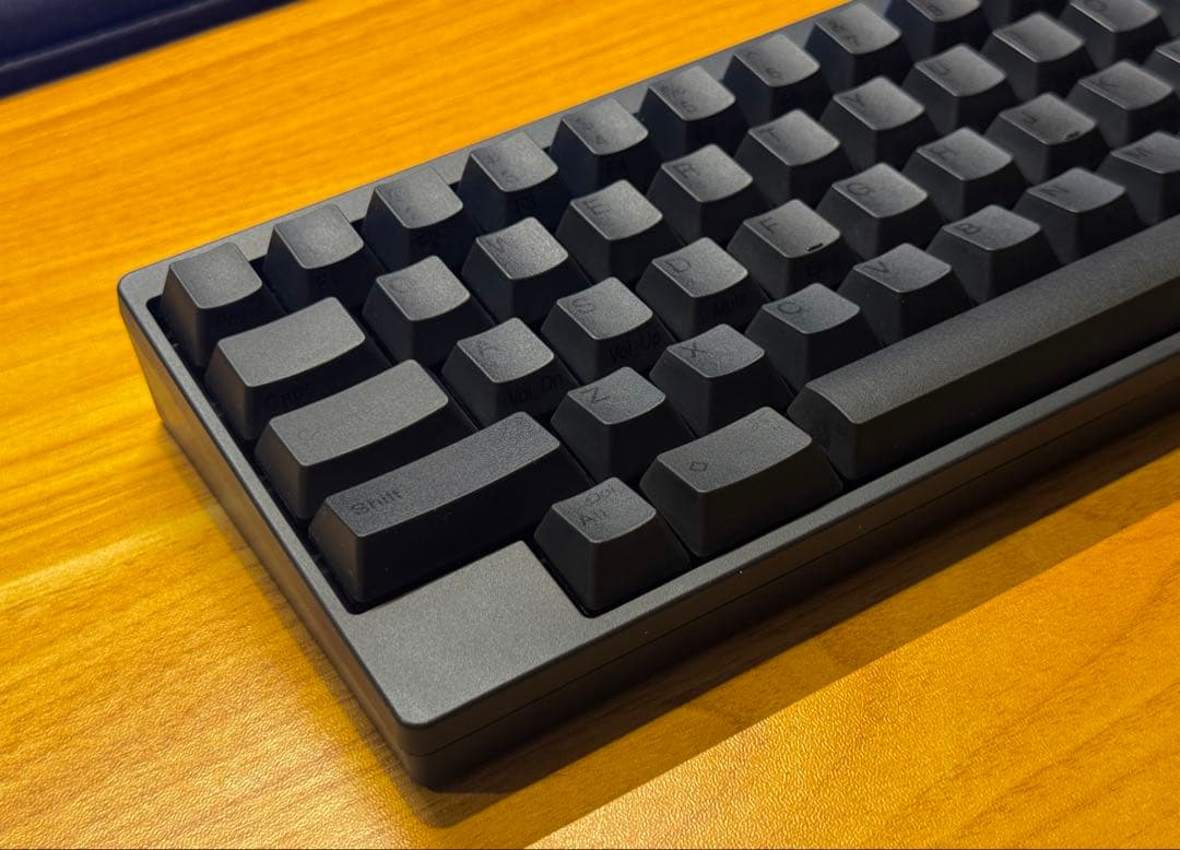 HHKB Professional HYBRID 英語配列／墨 ＋ 社外製ケース