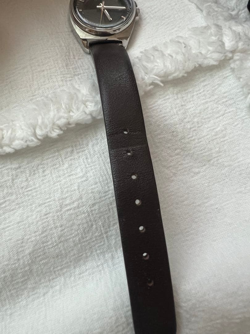 Paul Smith ブラックレザーバンド時計　保証書付き