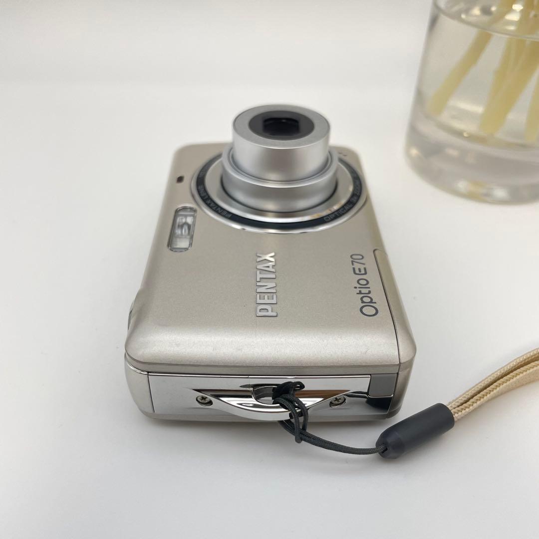 美品✨PENTAX Optio E70✨動作確認済 スマホ転送OK 単三電池♪