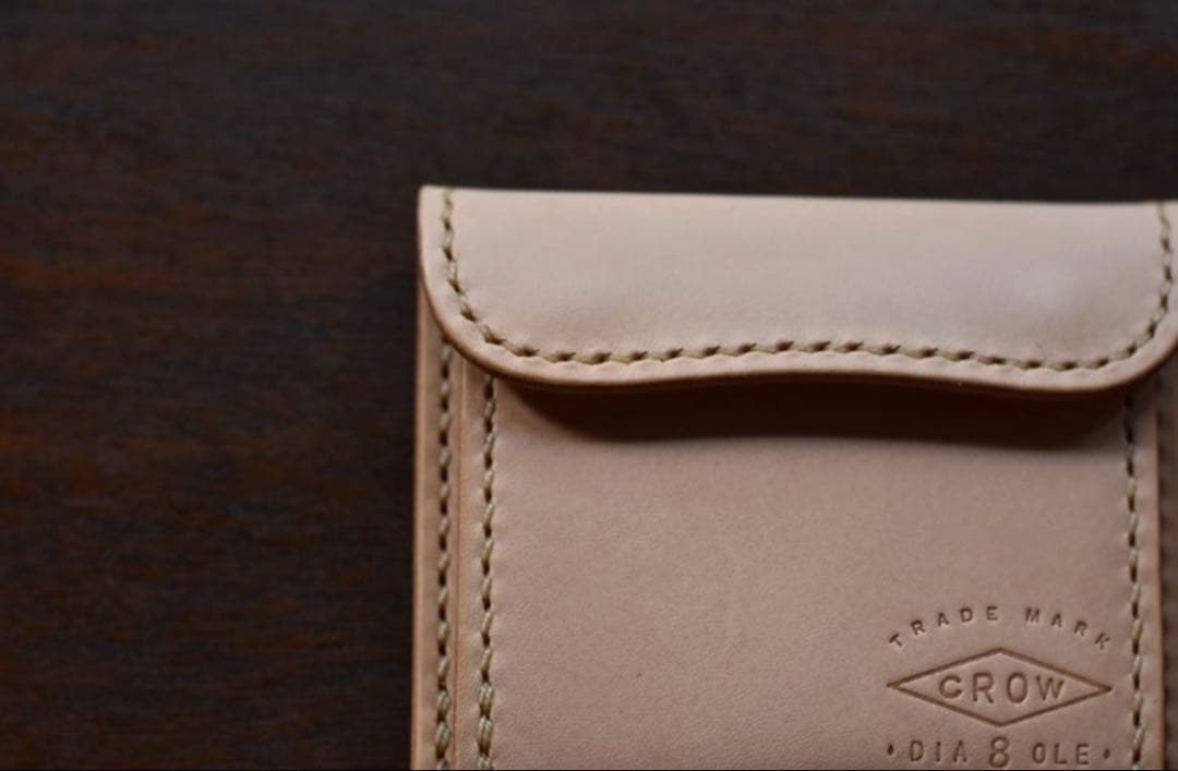極美品　黒羽　CROW ベージュ ケース