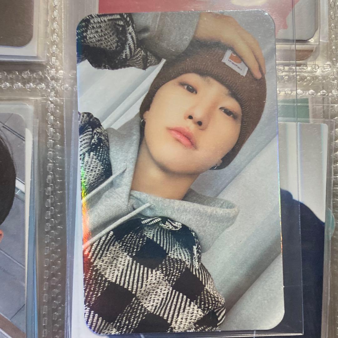 ホシ attacca 台湾 ヨントン ホログラム トレカ