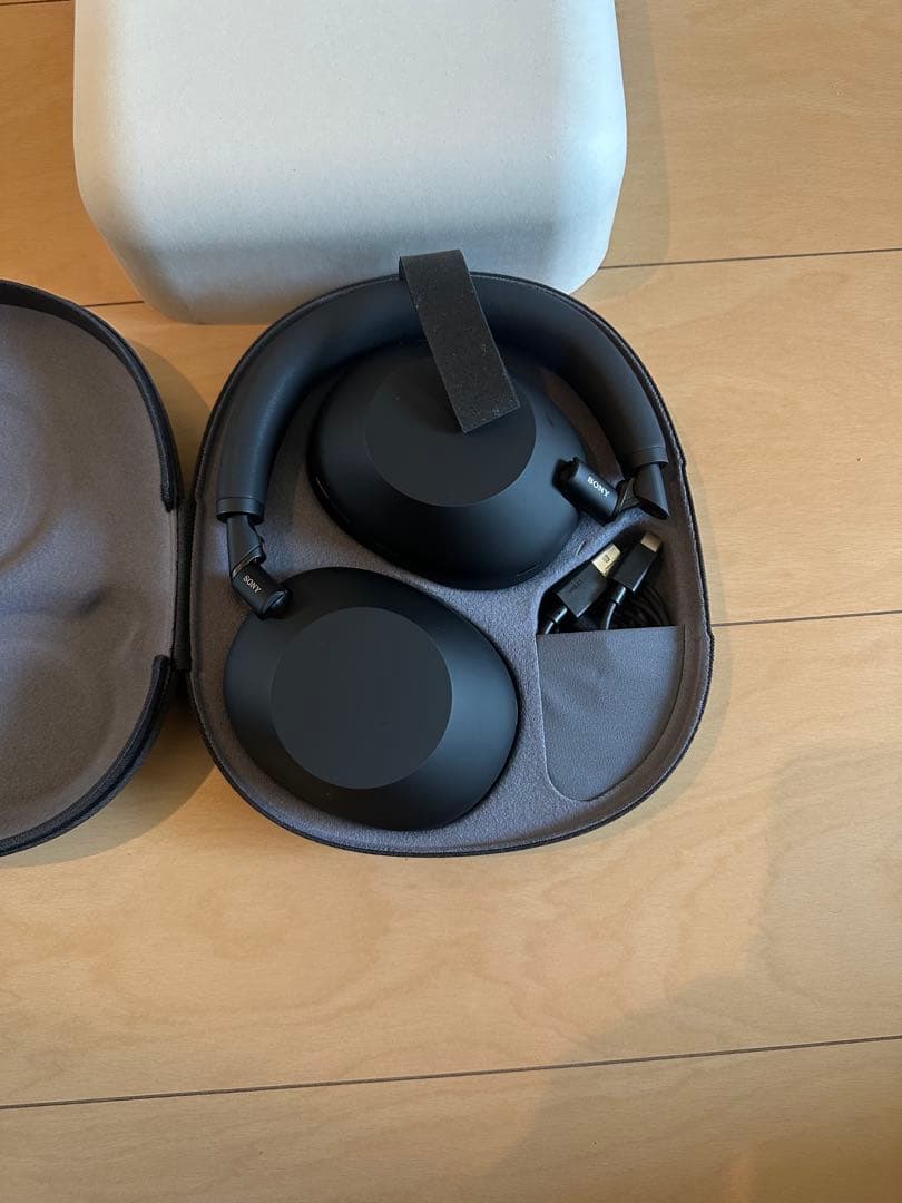 「ほぼ新品」 ！！　SONY WH-1000XM6 ワイヤレスヘッドホン